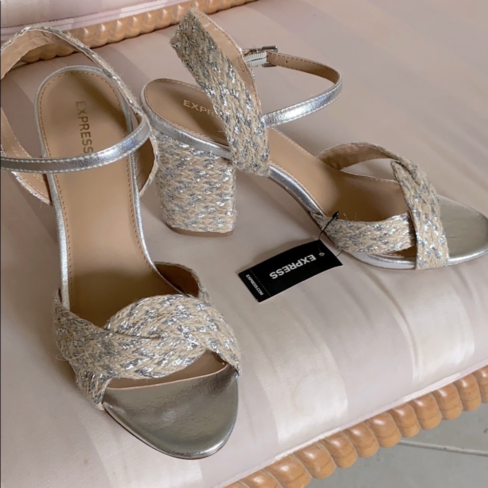 ❌SOLD❌EXPRESS- Metallic Braided Sandal